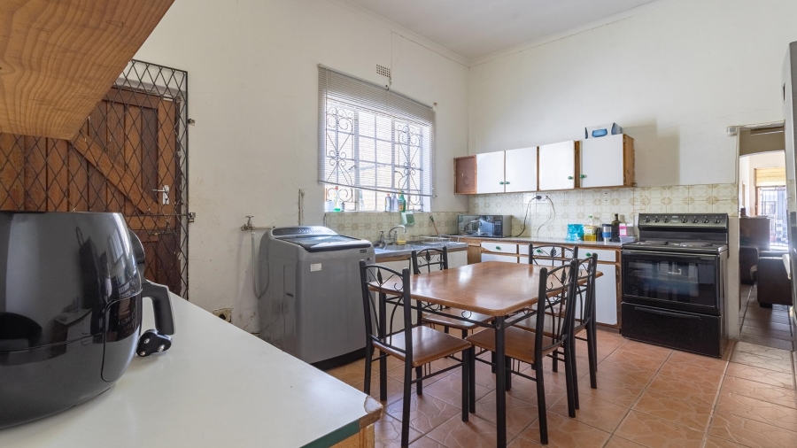 4 Bedroom Property for Sale in Salt River Western Cape